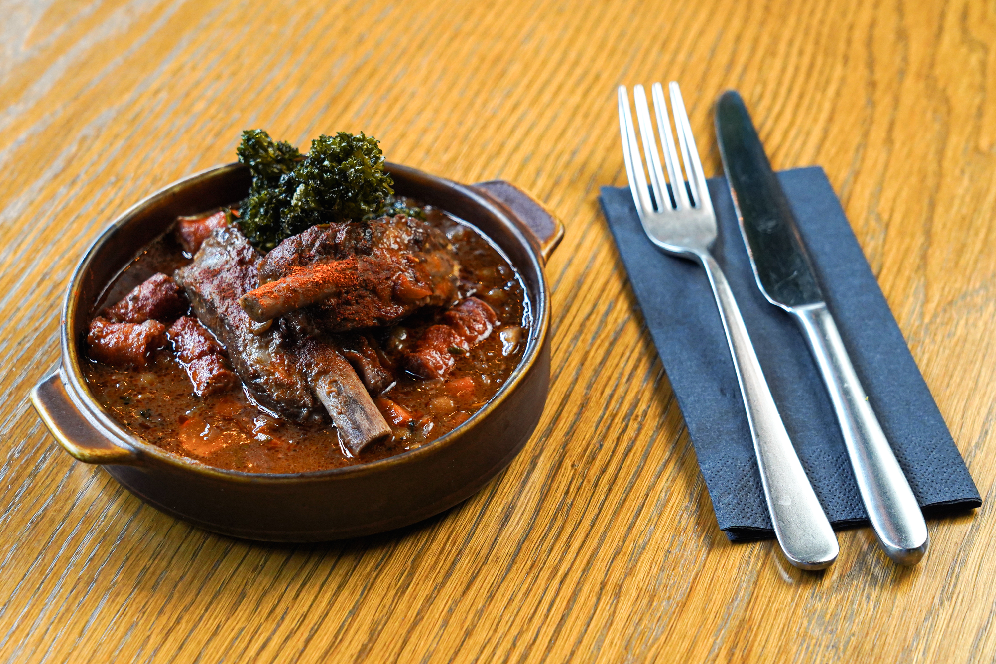 COSTILLA-IBÉRICA-CON-CHISTORRA