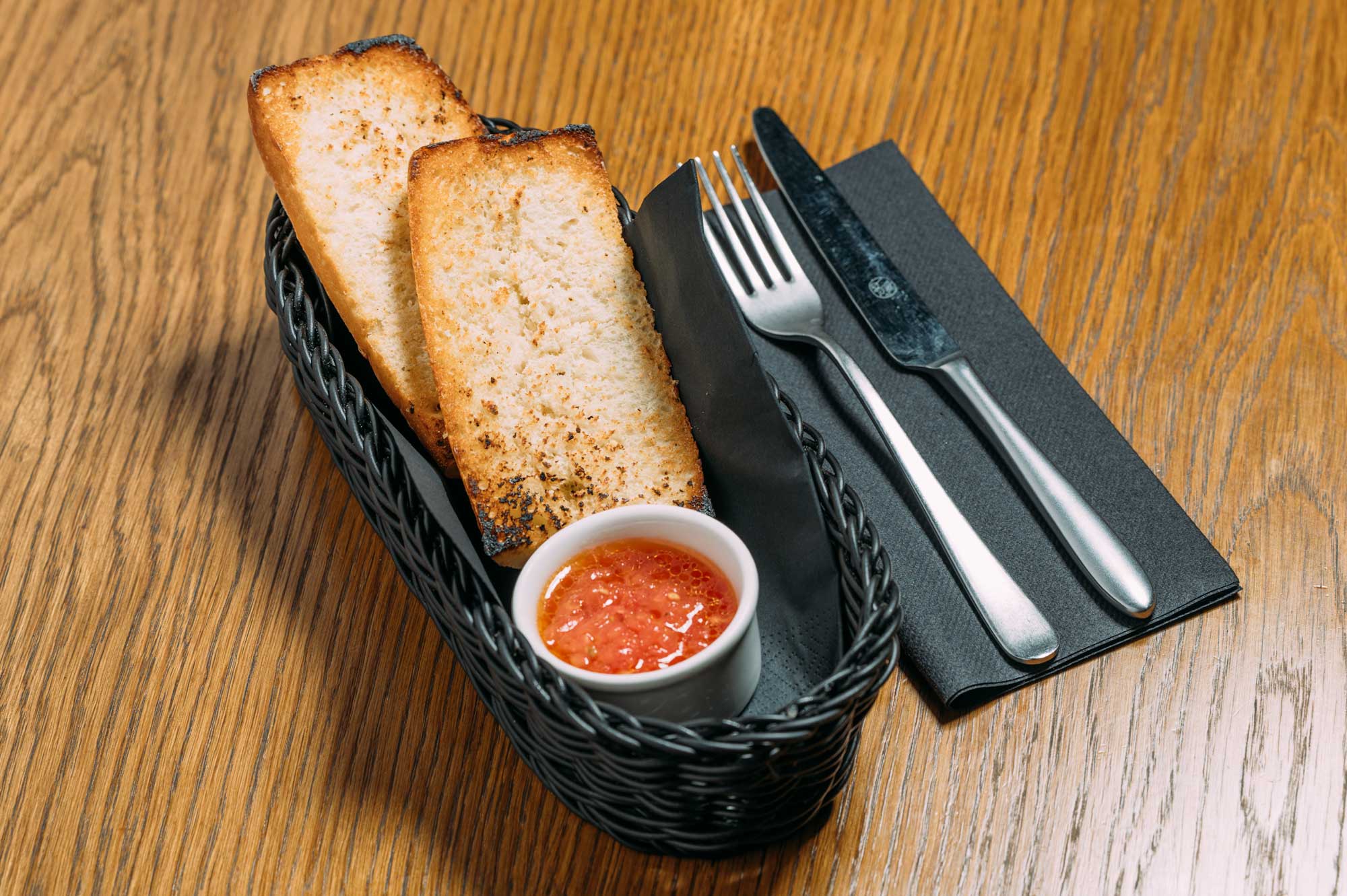 PAN-CON-TOMATE